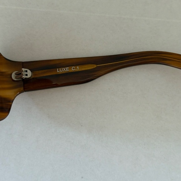 MaxStudio Sunglasses Brown. No case. - Picture 3 of 7